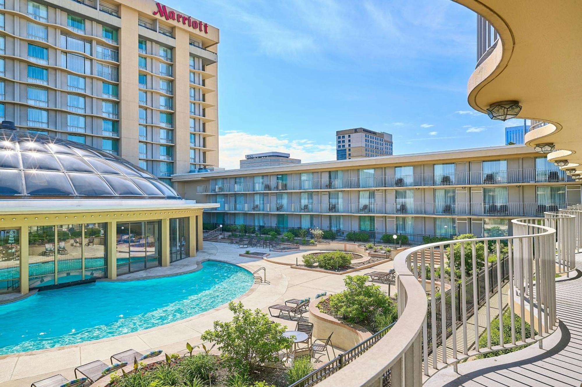 Marriott Chicago O'Hare Hotel Rosemont Exterior photo
